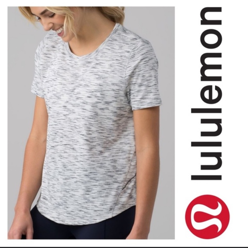 lululemon athletica women White and Gray Short Sleeve Tee